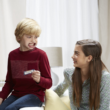 Игра настольная "СКАЖИ ЕСЛИ СМОЖЕШЬ СЕМЬЯ" (C3145)