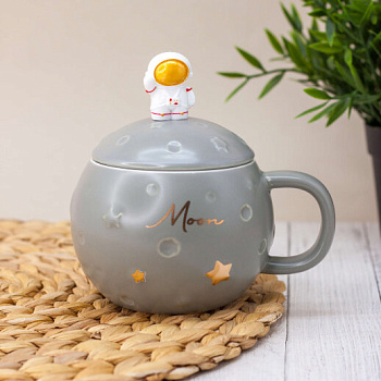 Кружка "Cosmonaut moon", grey (420 ml) Кружка "Cosmonaut moon", grey (420 ml)