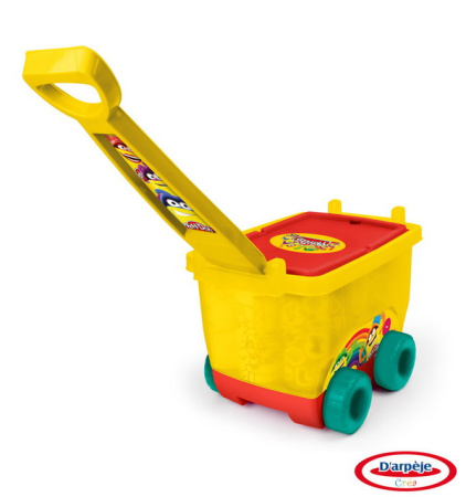 Набор Play doh "Креативная тележка", 5 листов бумаги, 5 наклеек, 6 маркеров, 6 восковых мелков, 6 карандашей, 2 трафарета.